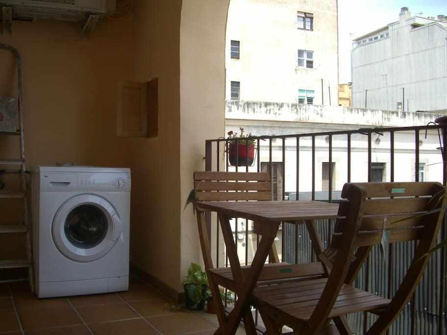 Apart Centrico Con Terraza En Gracia บาร์เซโลนา ภายนอก รูปภาพ